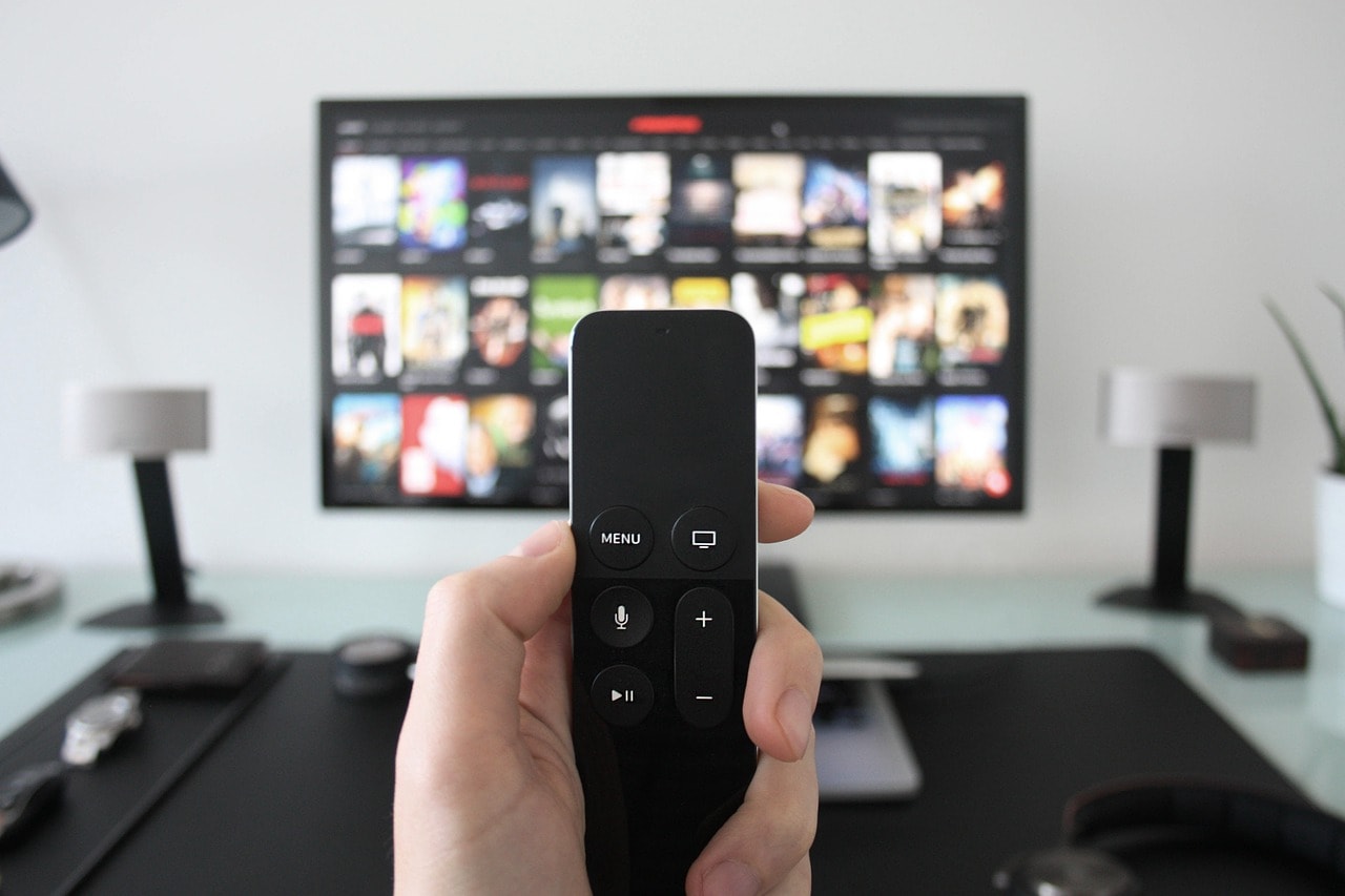 Tv room.